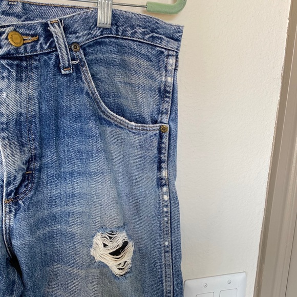 33x32 worn in cowboy Wranglers. Wear and tear. - Picture 3 of 10